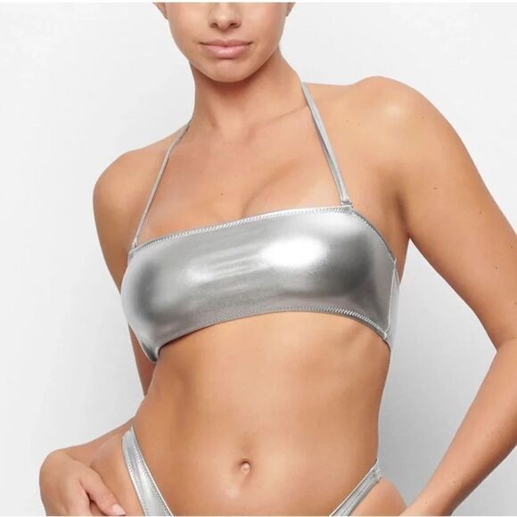 SKIMS Bandeau Metallic Swim Bikini Top In Nickel Silver Top - Picture 1 of 5